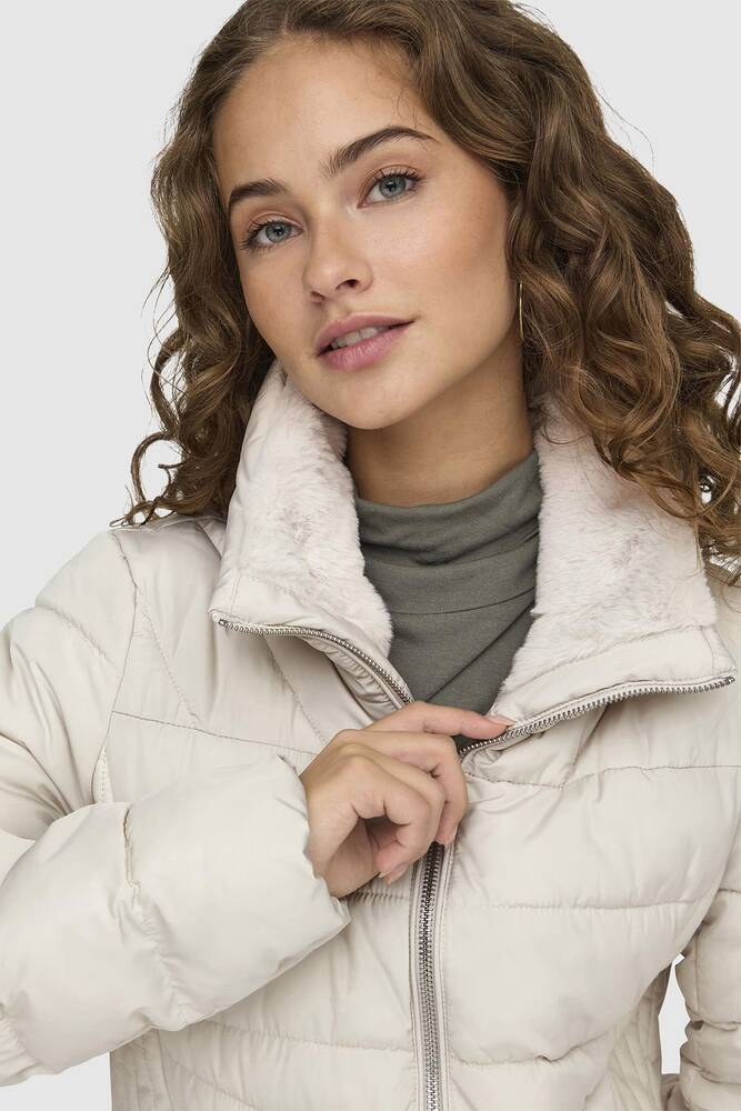 Kadın Helen Short Puffer Ceket 15322008 Ekru 